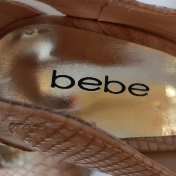 BeBe 5 in snake skin platform high heels tan size 7. Barely worn. - Picture 6 of 8